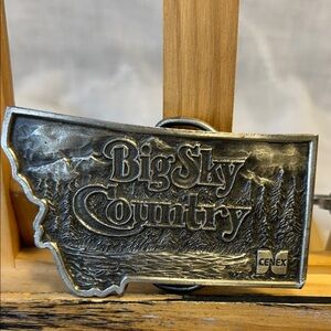 Big Sky Country Montana vintage belt buckle made in USA